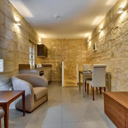 Orangery 101 - Duplex Studio Apartment Valletta Exterior photo